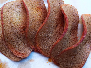 Ряпушка вяленая: Ресторанные гренки с беконом