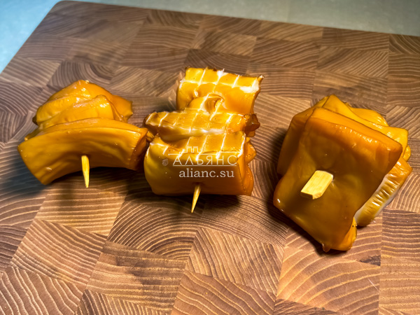 Шашлычок из кальмара х/к в Ачинске