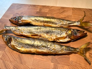 КВАНТОРГ Рубец по-тайски с соусом кимчи 150гр/уп: Корюшка х/к (крупная)