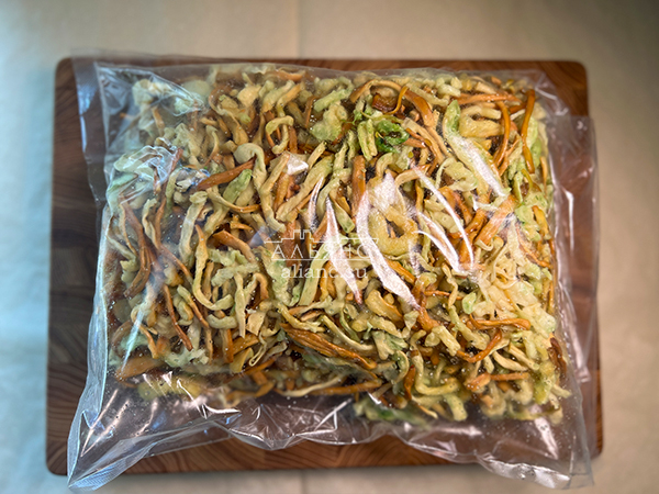 Нитка ЖАРЕНАЯ "Васаби" Oktobersnack 1 кг (сырный продукт) в Ачинске
