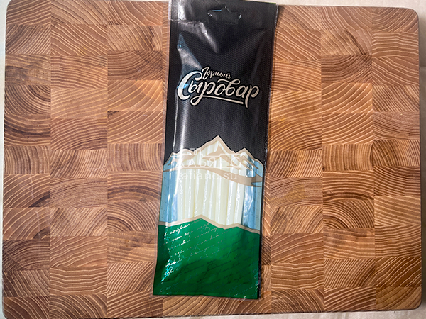 Сыр 60 гр ГОРНЫЙ СЫРОВАР (Балыковый) в Ачинске