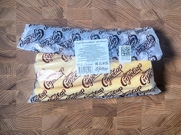 Сыр 1 кг ГОРНЫЙ СЫРОВАР (Балыковый копчёный) в Ачинске