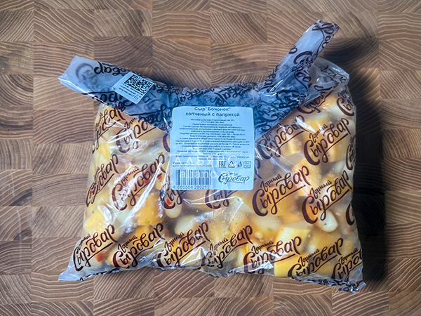 Сыр 1 кг ГОРНЫЙ СЫРОВАР (Бочонок копчёный с паприкой) в Ачинске